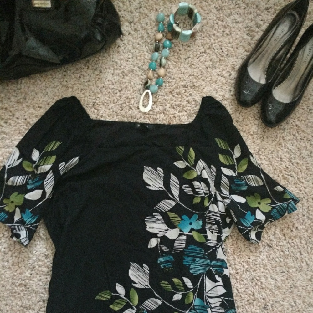 Black & Floral Top Style & Co. SZ 2X